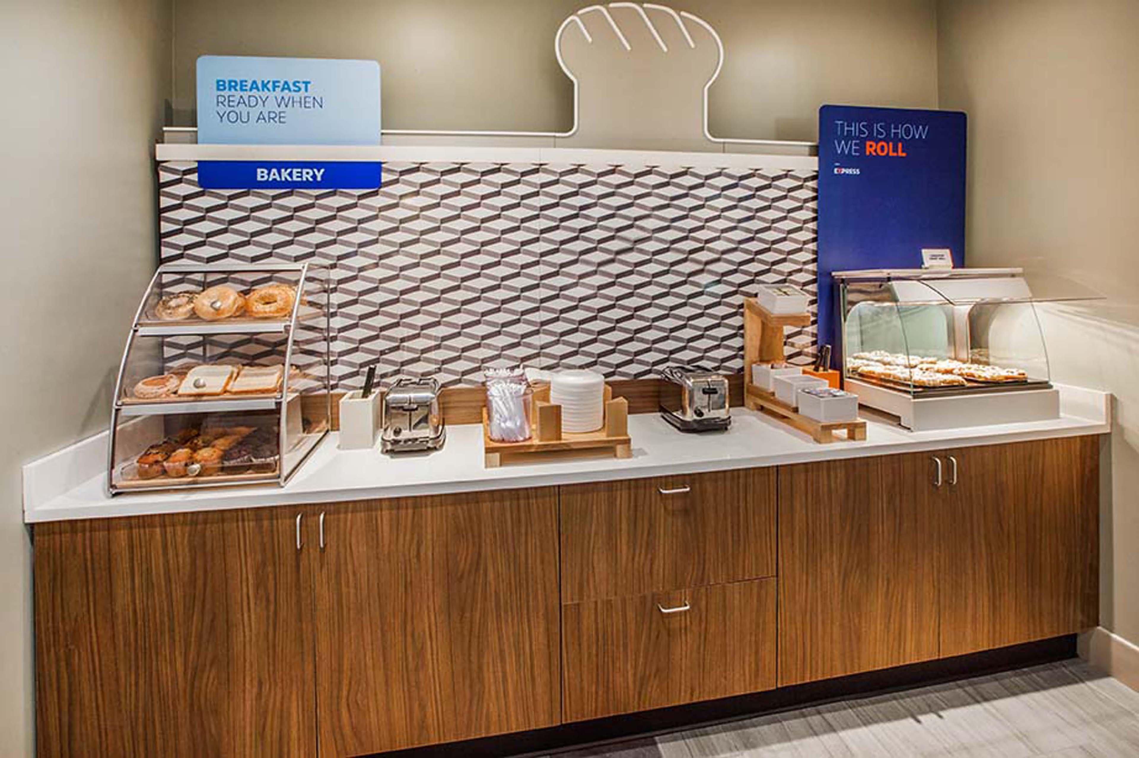 Hotel Express & - Angeles By Ihg Pasadena