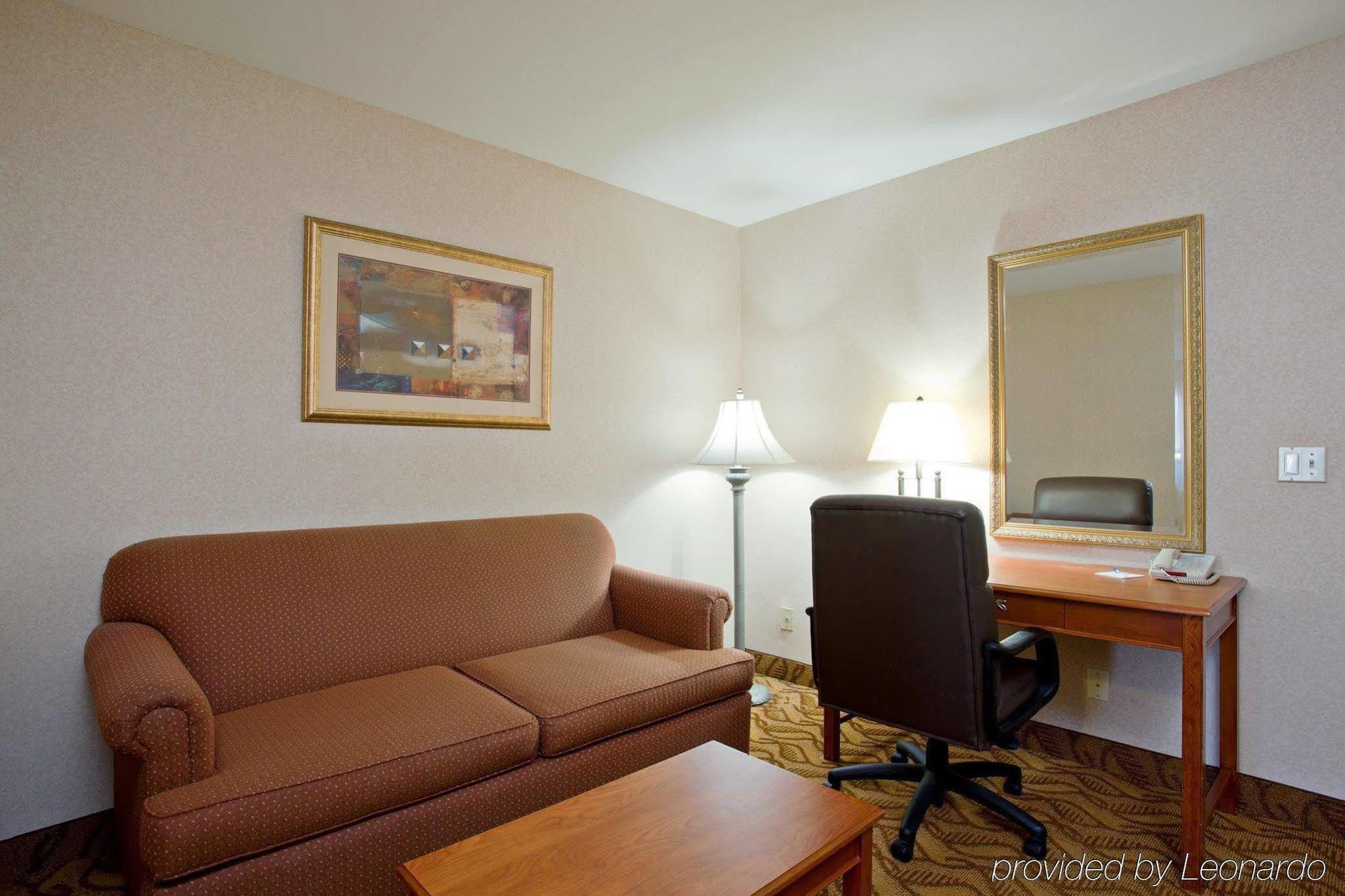 Hotel Express & - Angeles By Ihg Pasadena